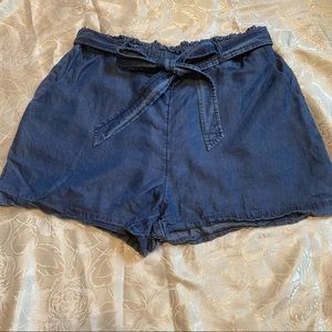 LC - Blue Paperbag Tie Front Shorts - Sz M